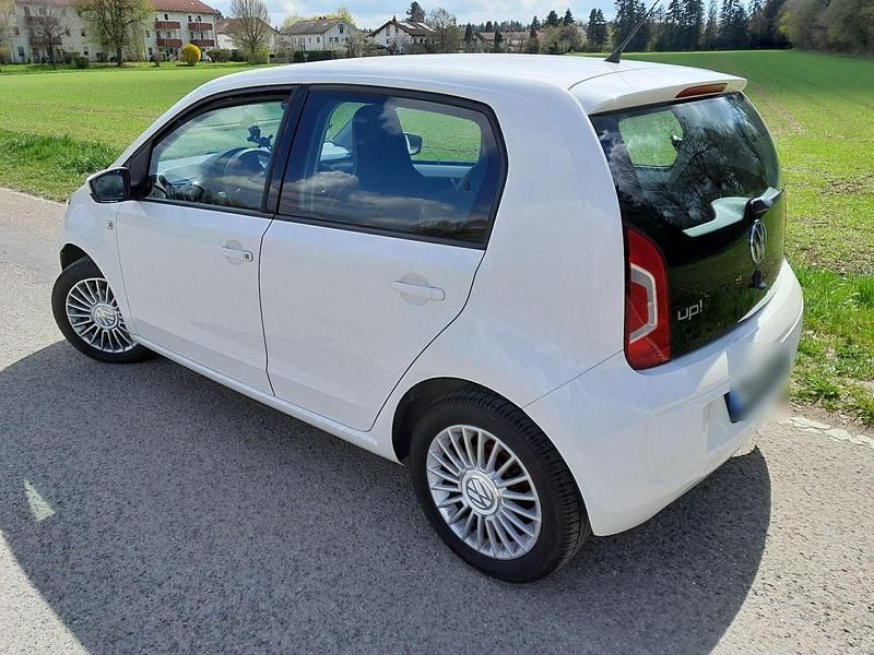 Second-hand VW up! 75 CP (55 kW) 2013 Alb Hatchback