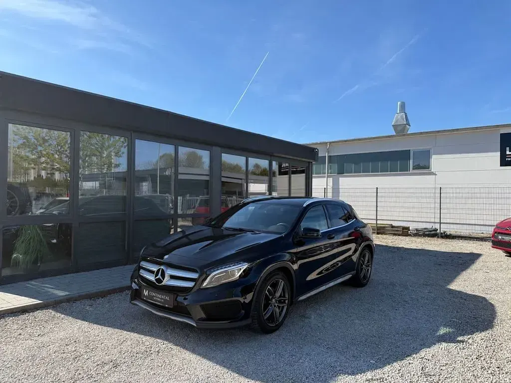 Gebraucht Mercedes GLA200 AMG 136 PS (100 kW) 2015 Schwarz SUV