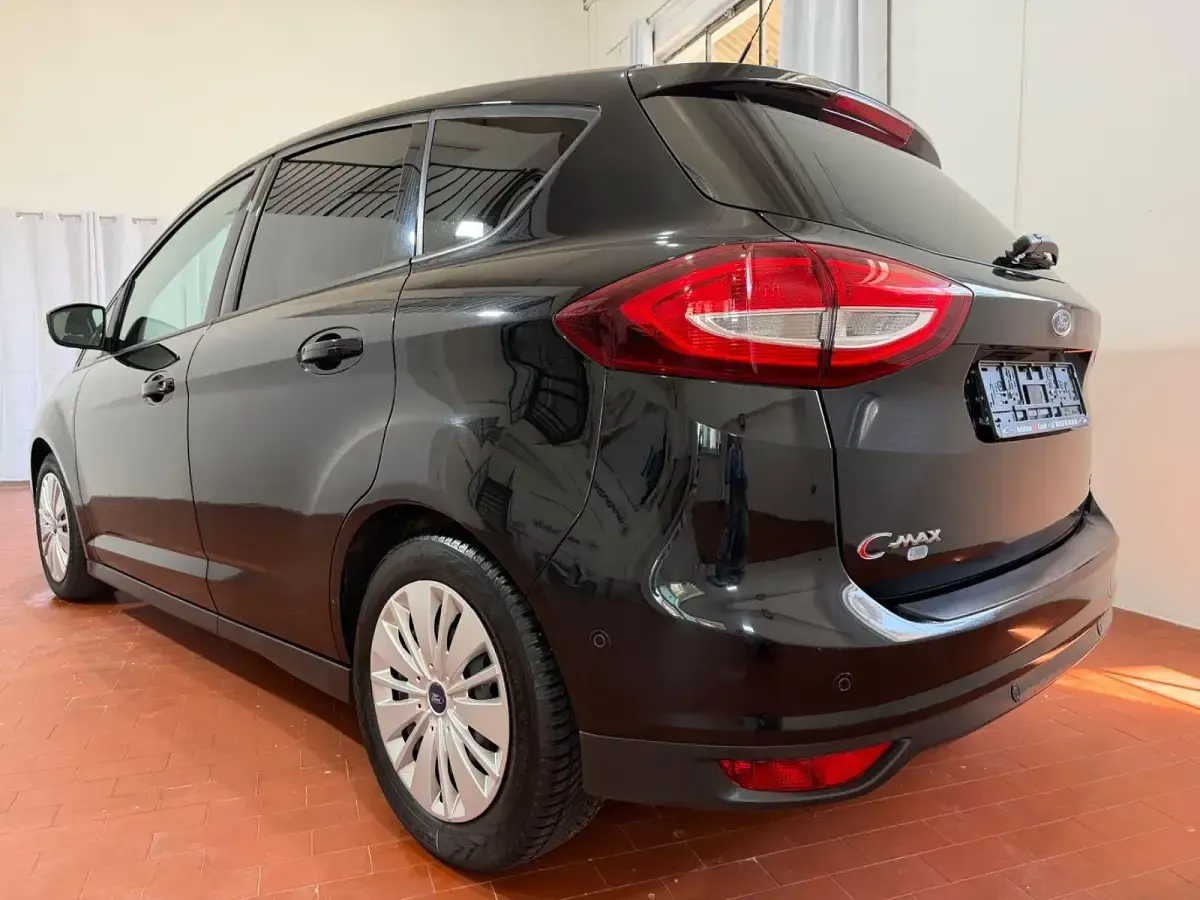 Gebraucht Ford C-MAX Business Edition 150 PS (110 kW) 2016 Schwarz Van / Kleinbus