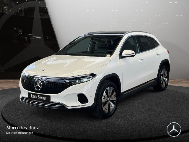 Weiß Gebraucht 2024 Mercedes EQA350 Advanced SUV | 37.490 € (Fairer Preis) - Bild 1/4