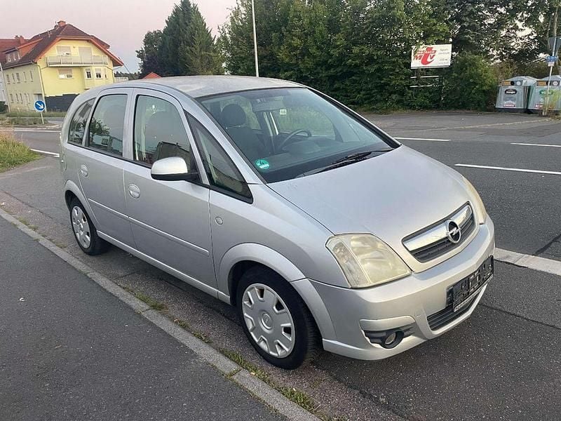 Silber Gebraucht 2006 Opel Meriva Van / Kleinbus | 1.890 € (Fairer Preis) - Bild 1/4