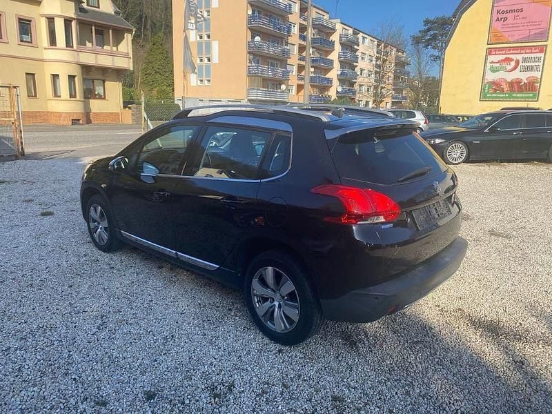Gebraucht Peugeot 2008 Allure 131 PS (96 kW) 2016 Schwarz SUV