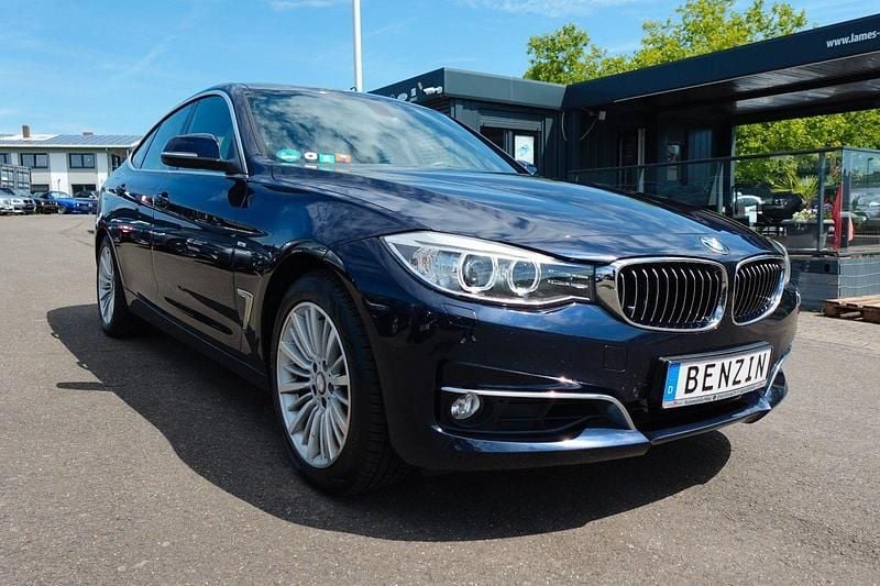 Blau Gebraucht 2013 BMW 328 Gran Turismo Luxury Line Limousine | 8.690 € (Superpreis) - Bild 1/4