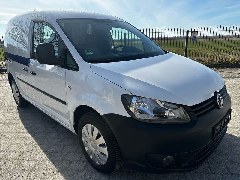 Weiß Gebraucht 2013 VW Caddy Van / Kleinbus | 7.999 € (Guter Preis) - Bild 1/4