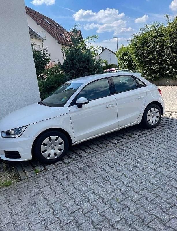 Gebraucht Audi A1 Sportback 95 PS (69 kW) 2018 Weiß Kleinwagen