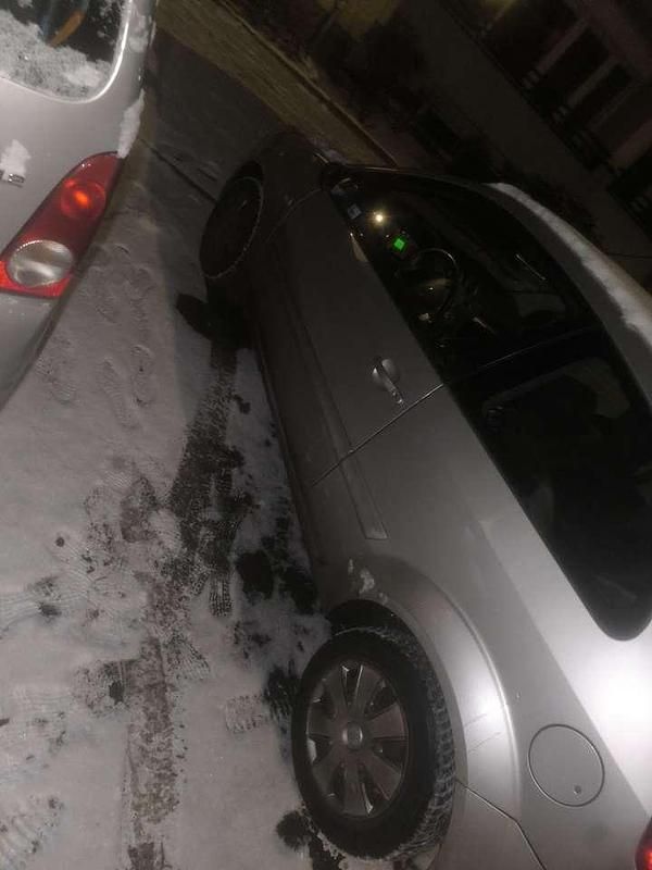 Second-hand Ford Courier 60 CP (44 kW) 2001 Monovolum