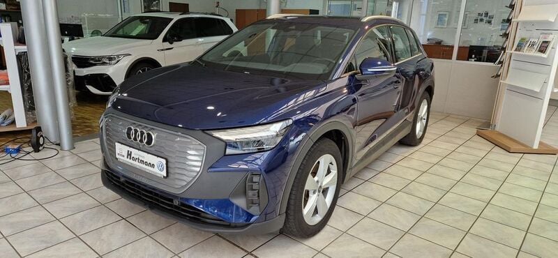 Navarrablaumet Gebraucht 2022 Audi Q4 e-tron Ambiente SUV | 35.980 € (Fairer Preis) - Bild 1/4