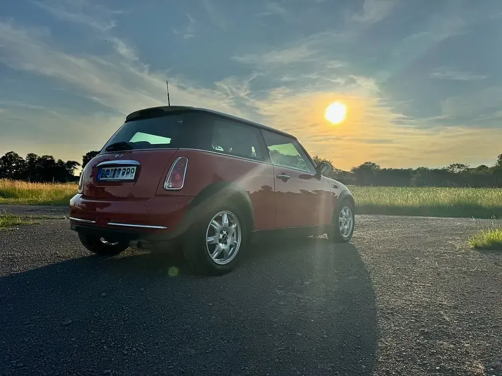 Gebraucht Mini Cooper Seven 116 PS (85 kW) 2005 Rot Kleinwagen