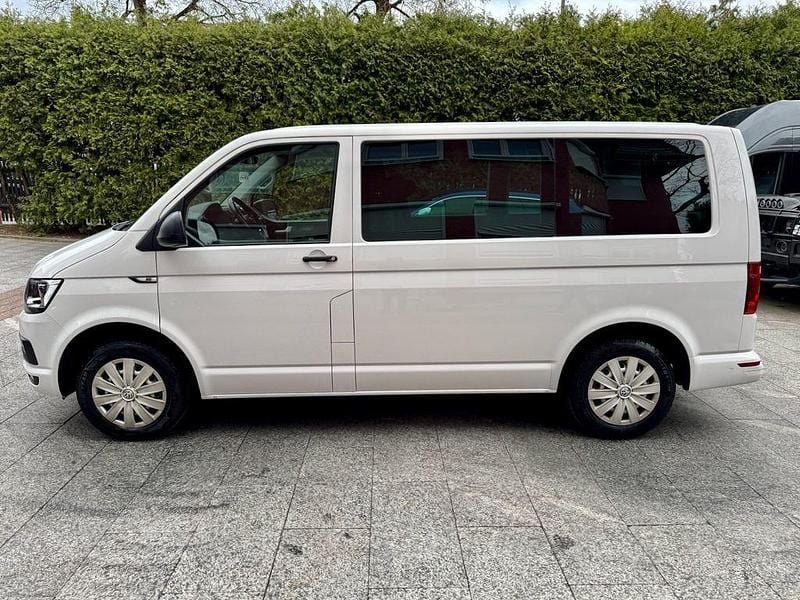 Weiß Gebraucht 2019 VW Multivan Van | 19.980 € (Superpreis) - Bild 1/4