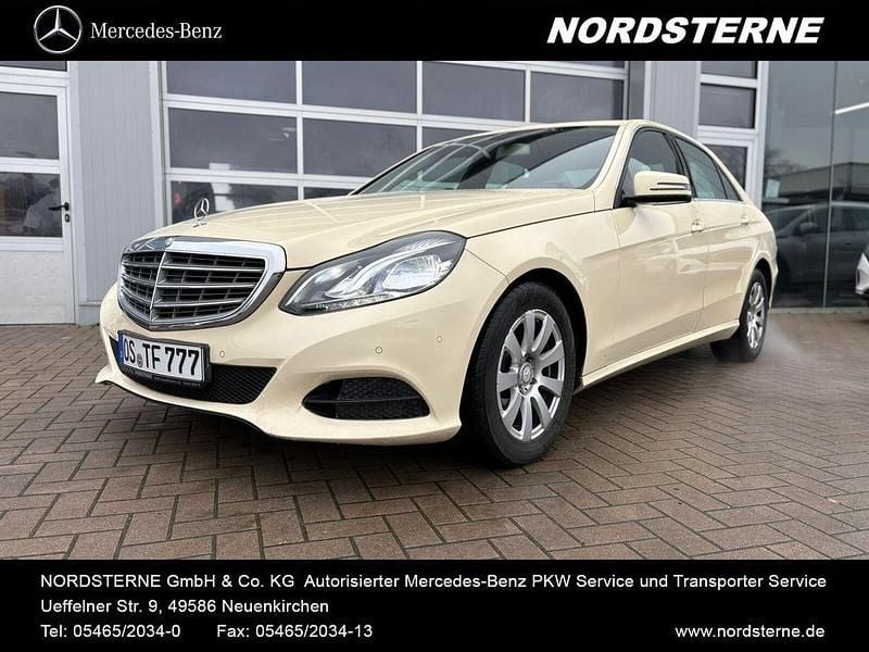 Gebraucht Mercedes E200 136 PS (100 kW) 2015 Beige Limousine