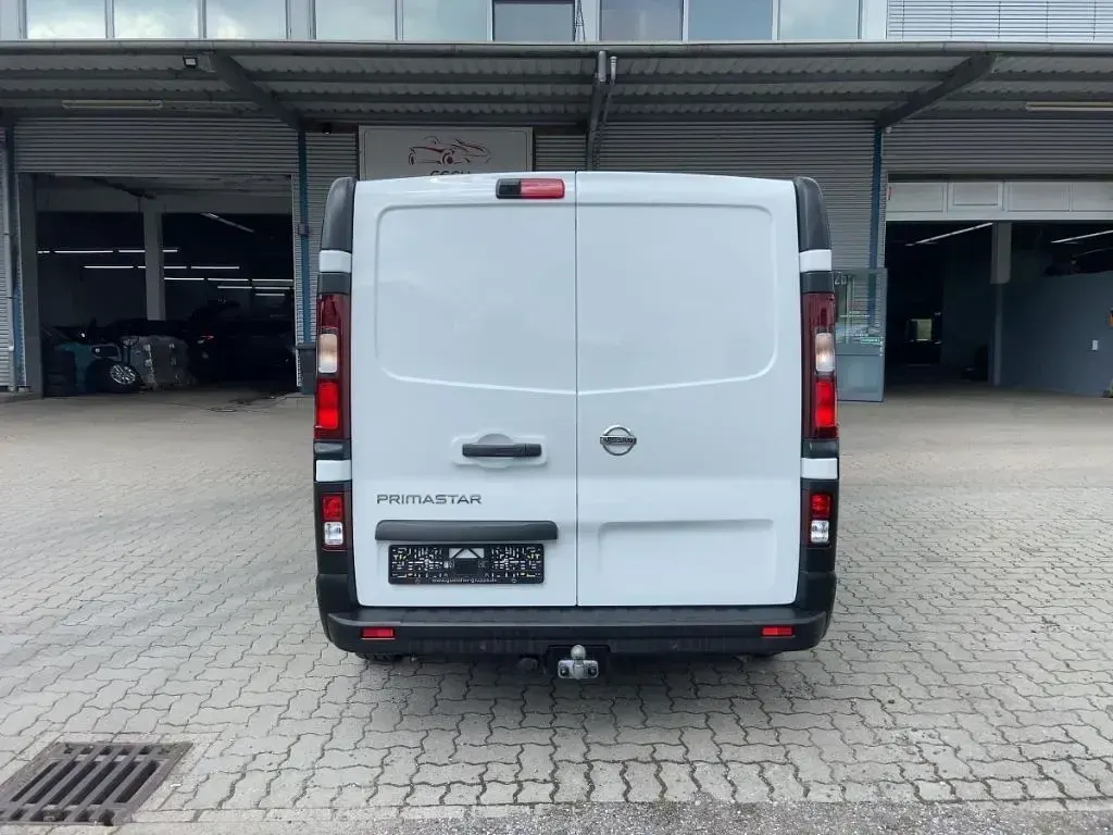 Gebraucht Nissan Primastar N-Connecta 131 PS (96 kW) 2022 Weiß Van / Kleinbus