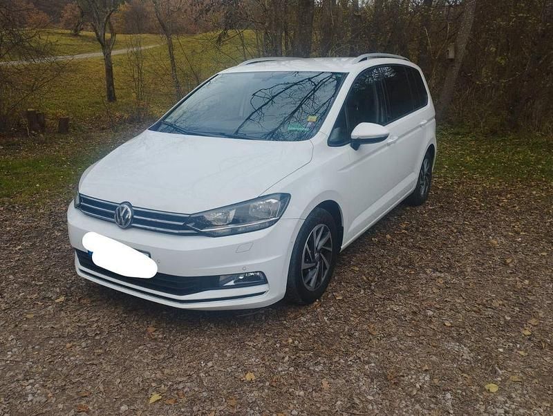 Gebraucht VW Touran Sound 150 PS (110 kW) 2017 Weiß Van / Kleinbus