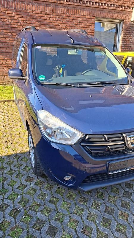 Gebraucht Dacia Dokker 102 PS (75 kW) 2017 Blau Van / Kleinbus