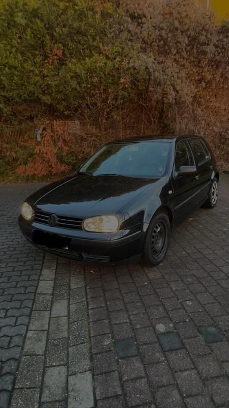 Gebraucht VW Golf IV Edition 75 PS (55 kW) 2001 Schwarz Kleinwagen