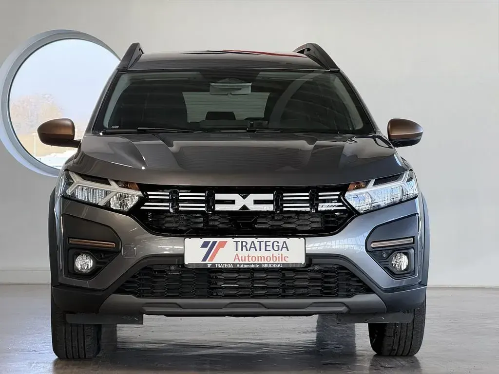 Gebraucht Dacia Jogger Extreme 141 PS (103 kW) 2025 Dolomitgrau Van / Kleinbus