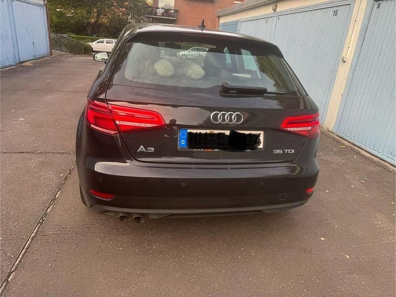 Gebraucht Audi A3 Sport 150 PS (110 kW) 2019 Schwarz Limousine