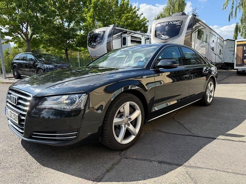 Gebraucht Audi A8 Comfort 351 PS (258 kW) 2010 Schwarz Limousine