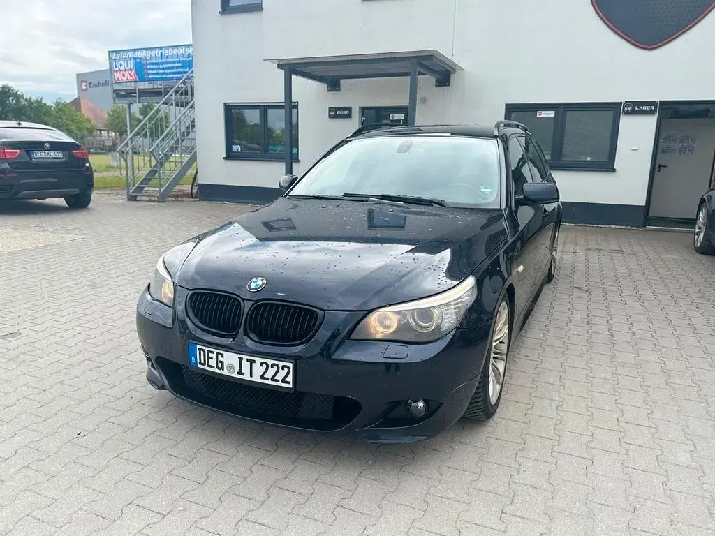 Gebraucht BMW 525 M Sport 197 PS (144 kW) 2008 Schwarz Kombi