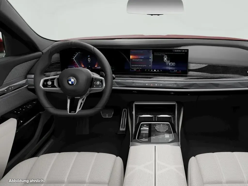 Gebraucht BMW 740 299 PS (219 kW) 2025 Rot Limousine