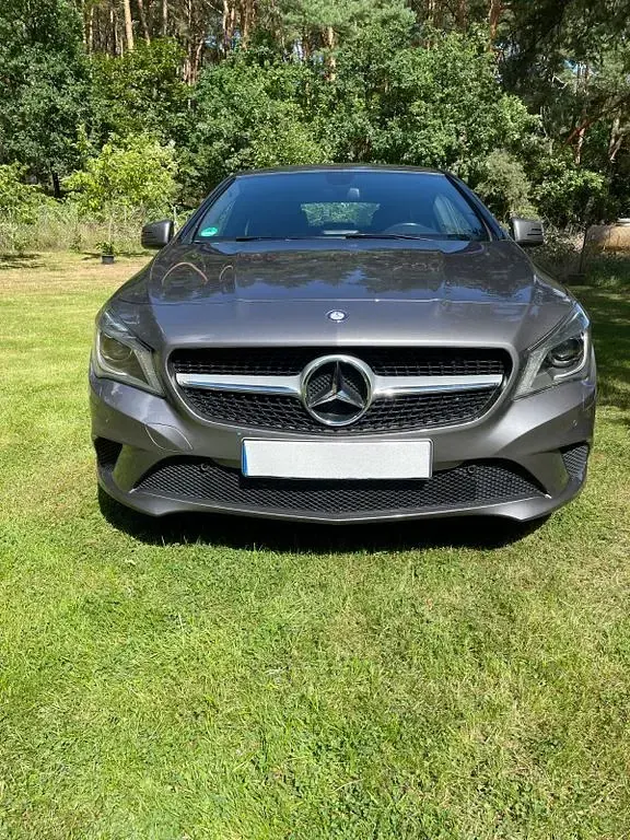 Gebraucht Mercedes CLA180 122 PS (89 kW) 2013 Grau Coupé