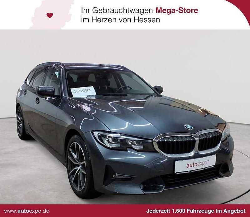 Grau Gebraucht 2020 BMW 318 Sport Line Kombi | 19.990 € (Fairer Preis) - Bild 1/4