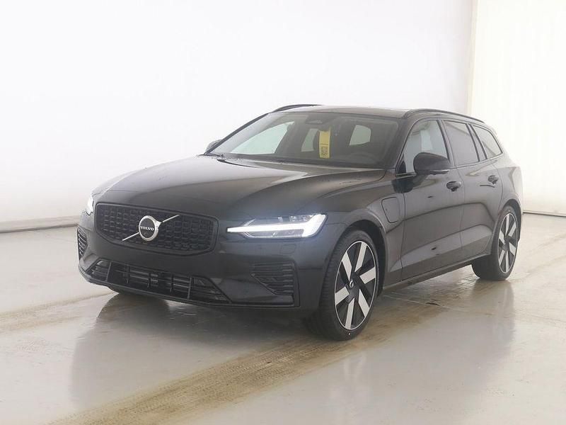 Schwarz Gebraucht 2025 Volvo V60 Plus Kombi | 41.900 € (Fairer Preis) - Bild 1/4