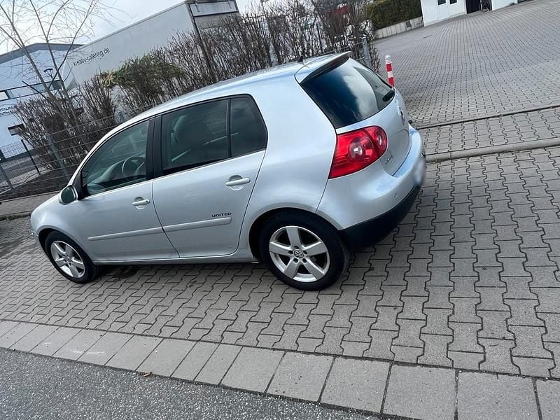 Gebraucht VW Golf VI 102 PS (75 kW) 2008 Grau Kleinwagen