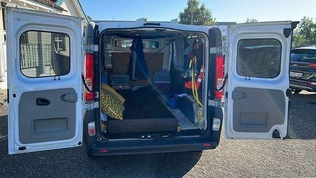 Gebraucht Renault Trafic 114 PS (83 kW) 2012 Weiß Van / Kleinbus