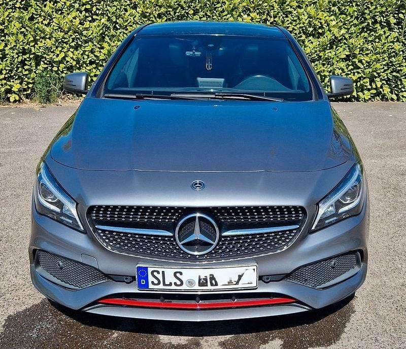 Gebraucht Mercedes CLA250 Edition 218 PS (160 kW) 2017 Grau Limousine
