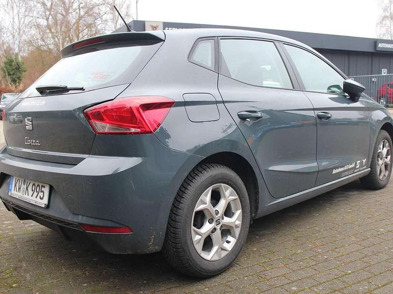 Gebraucht Seat Ibiza Style 80 PS (58 kW) 2025 Fjord blau Kleinwagen