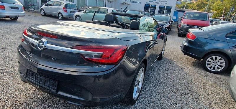 Gebraucht Opel Cascada Edition 120 PS (88 kW) 2014 Grau Cabrio