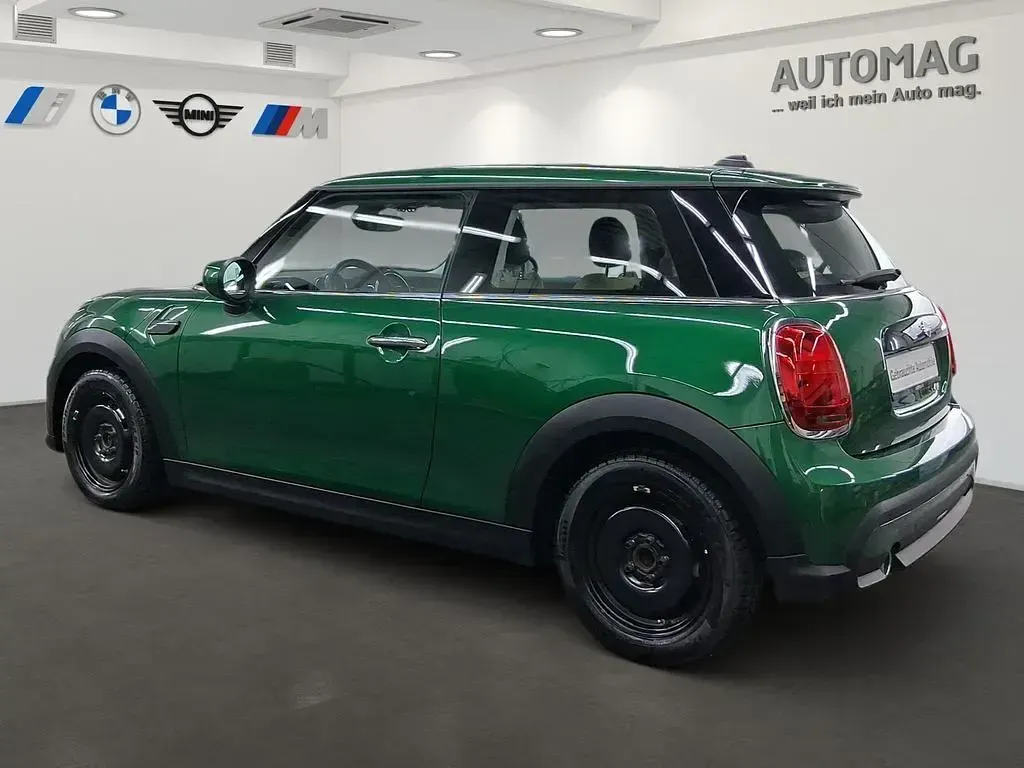 Gebraucht Mini Cooper 136 PS (100 kW) 2023 Grün Kleinwagen