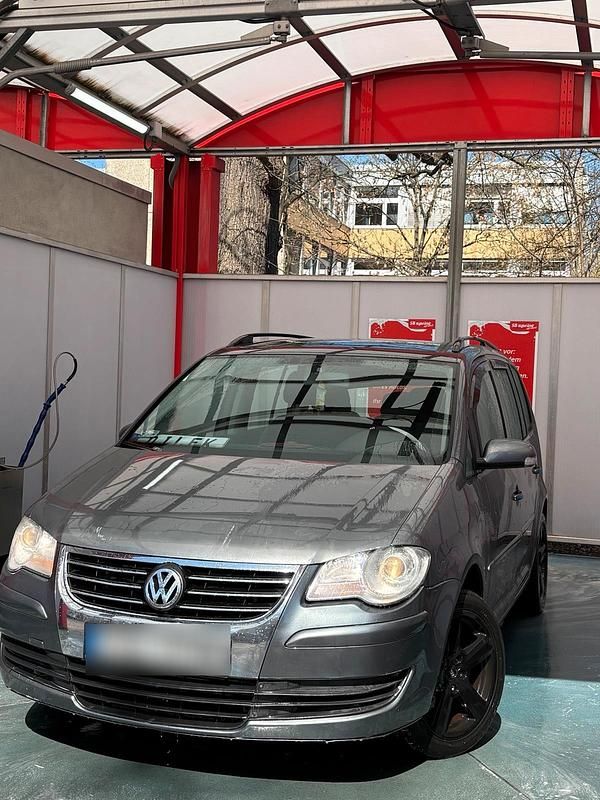 Gebraucht VW Touran 131 PS (96 kW) 2008 Van / Kleinbus