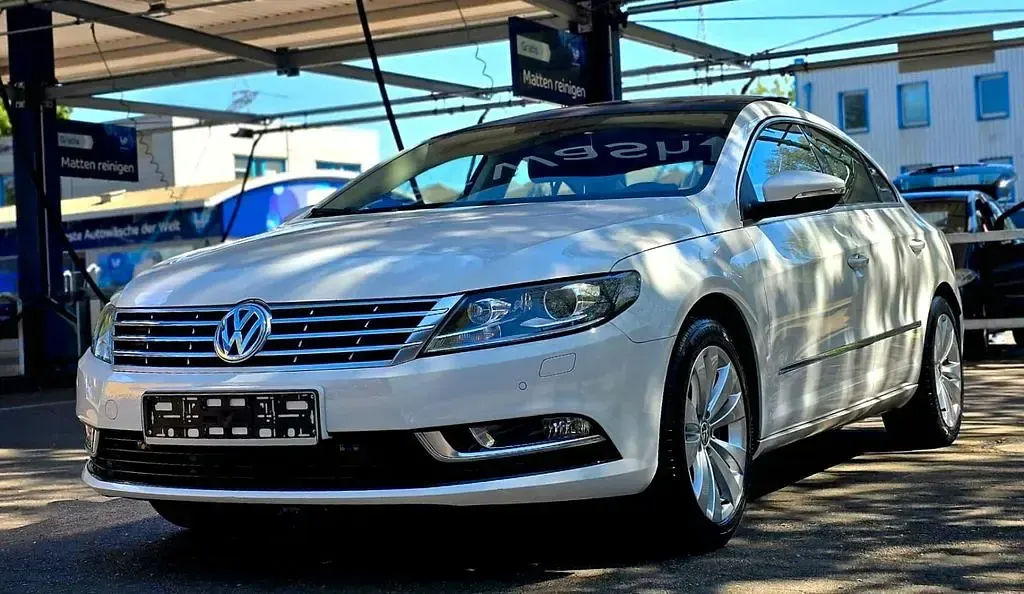 Second-hand VW CC Comfortline 160 CP (117 kW) 2012 Alb Berlinǎ