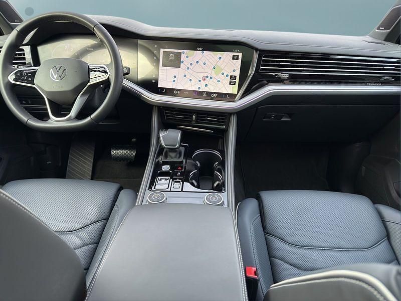Gebraucht VW Touareg 387 PS (284 kW) 2023 Schwarz SUV