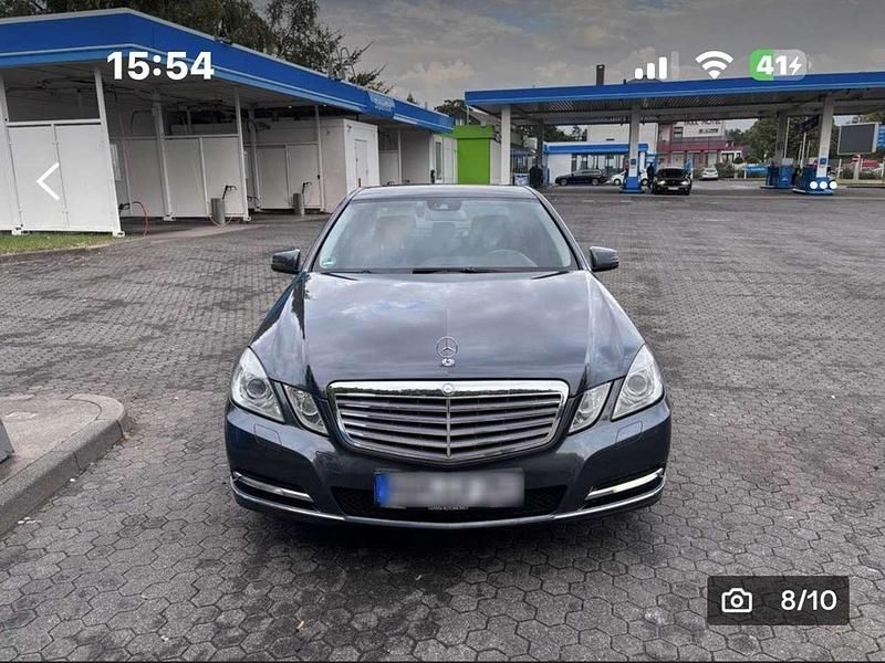 Second-hand Mercedes E250 204 CP (150 kW) 2010 Berlinǎ