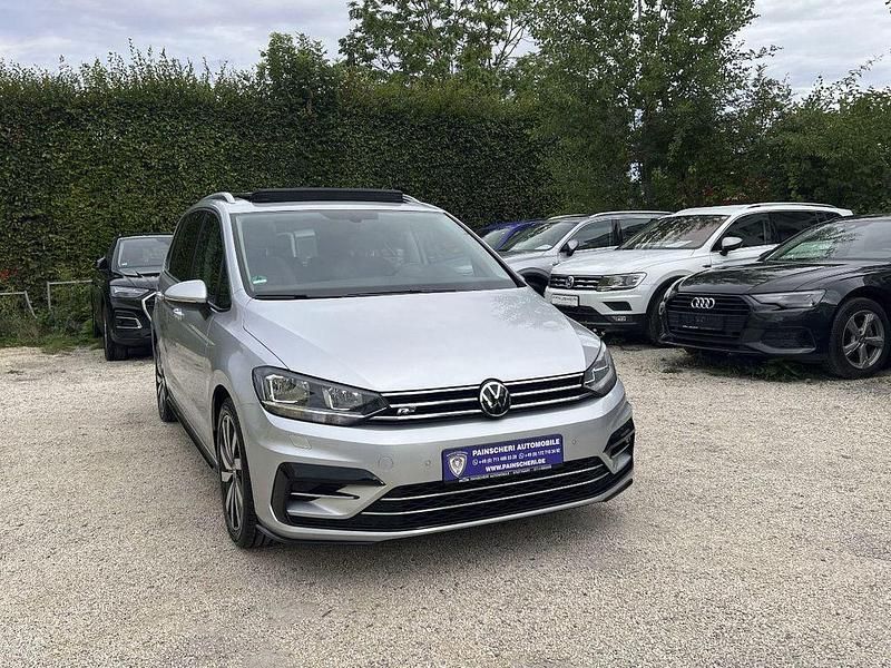 Reflexsilber Gebraucht 2021 VW Touran Active Van / Kleinbus | 20.889 € (Guter Preis) - Bild 1/4