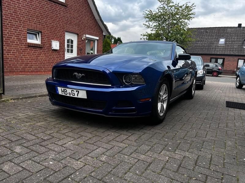 Blau Gebraucht 2012 Ford Mustang Cabrio | 12.000 € (Guter Preis) - Bild 1/4