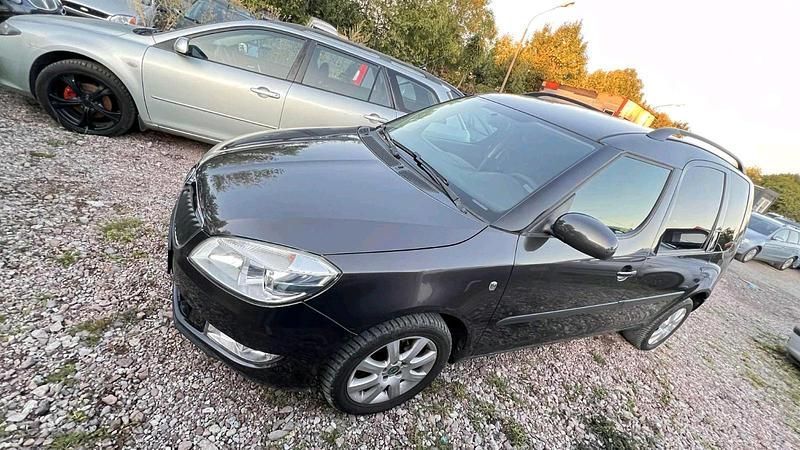 Silber Gebraucht 2010 Skoda Roomster Kombi | 2.999 € (Guter Preis) - Bild 1/4