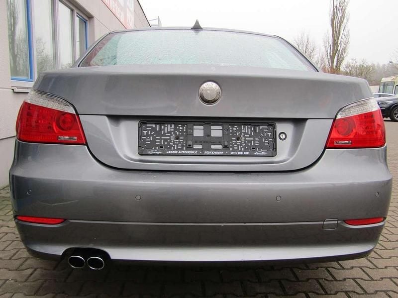 Gebraucht BMW 523 190 PS (139 kW) 2008 Spacegrau metallic Limousine
