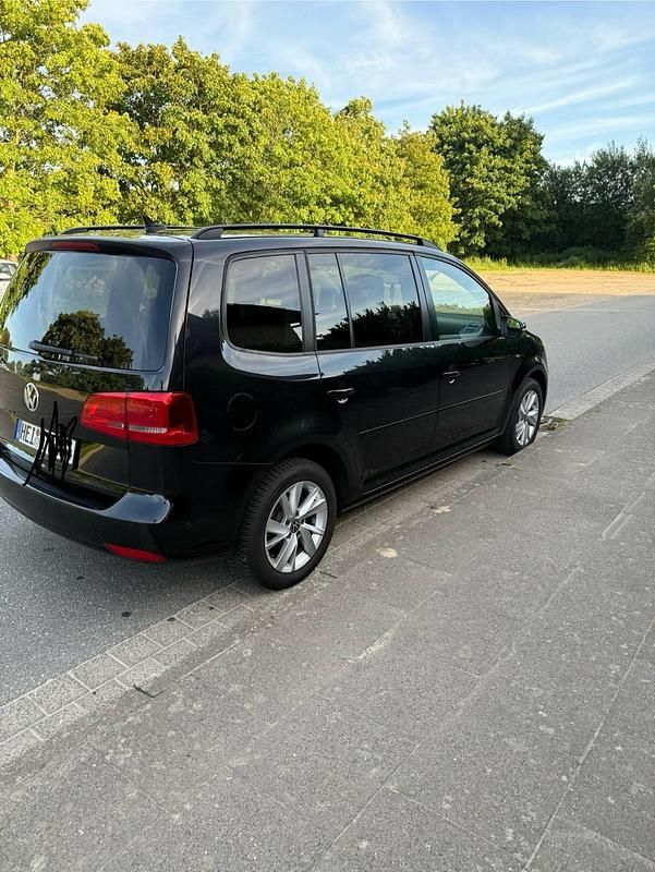 Gebraucht VW Touran 140 PS (102 kW) 2012 Schwarz Van / Kleinbus