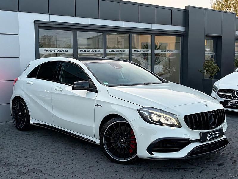 Weiß Gebraucht 2017 Mercedes A45 AMG AMG Limousine | 28.890 € (Fairer Preis) - Bild 1/4