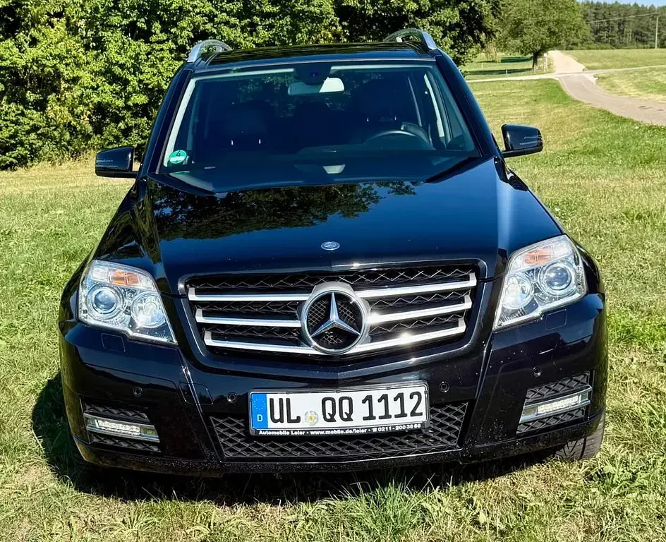 Gebraucht Mercedes GLK250 204 PS (150 kW) 2011 Schwarz SUV