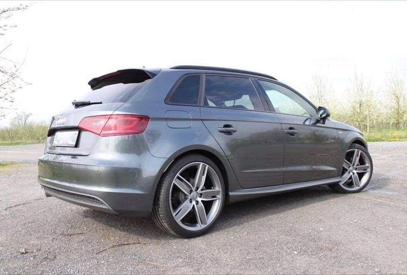 Gebraucht Audi A3 S-Line 150 PS (110 kW) 2015 Grau Limousine