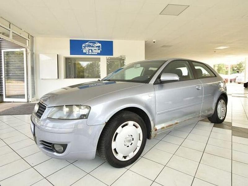 Silber Gebraucht 2004 Audi A3 Ambiente Kleinwagen | 3.980 € (Fairer Preis) - Bild 1/4