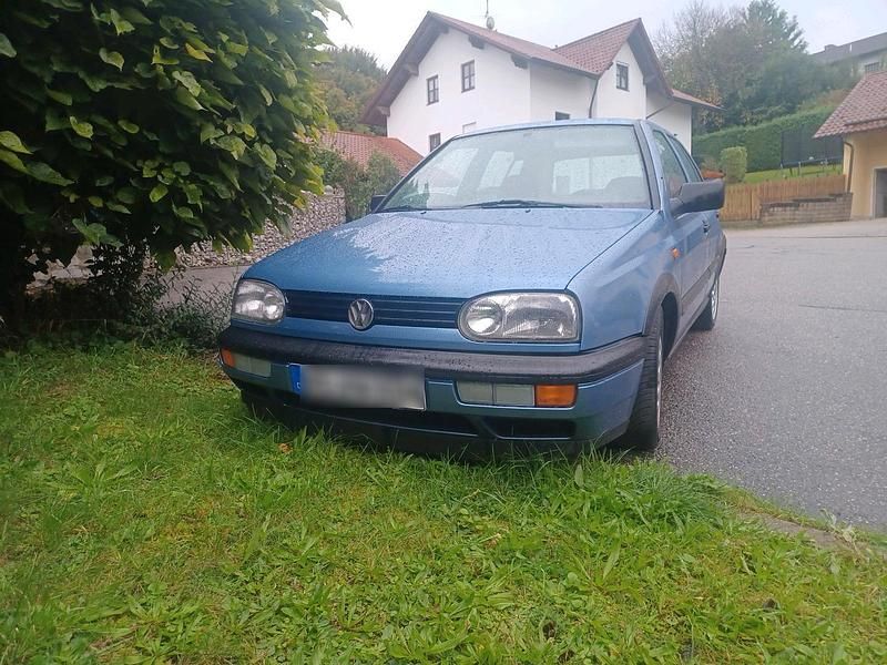 Blau Gebraucht 1994 VW Golf III Kleinwagen | 4.550 € - Bild 1/4