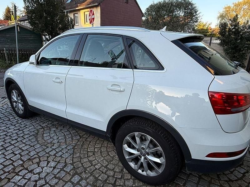 Second-hand Audi Q3 Design 150 CP (110 kW) 2017 Alb SUV