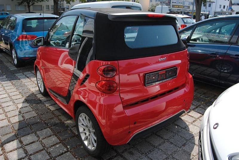 Gebraucht Smart ForTwo Cabrio Passion 84 PS (61 kW) 2013 Rot Cabrio