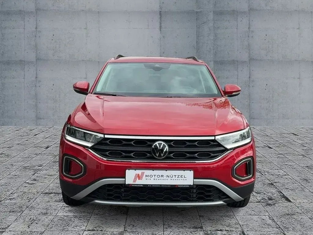 Gebraucht VW T-Roc Move 150 PS (110 kW) 2023 Rot SUV