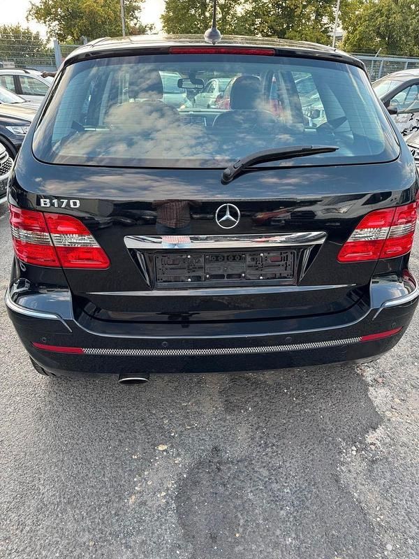 Gebraucht Mercedes B170 116 PS (85 kW) 2008 Schwarz Van / Kleinbus